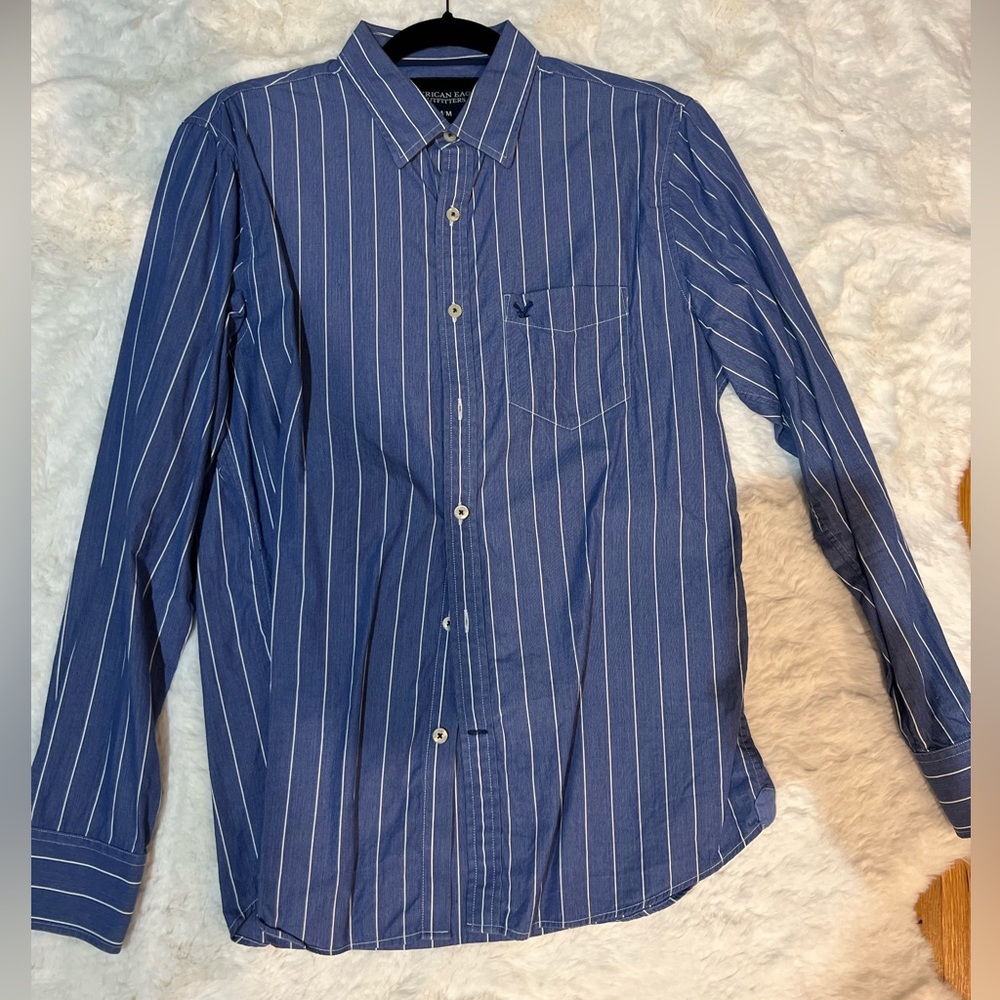 American eagle button down